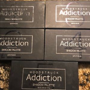 Younique eyeshadow palettes